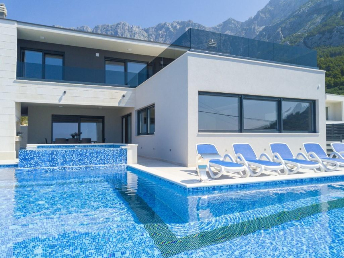 Villa Lacus