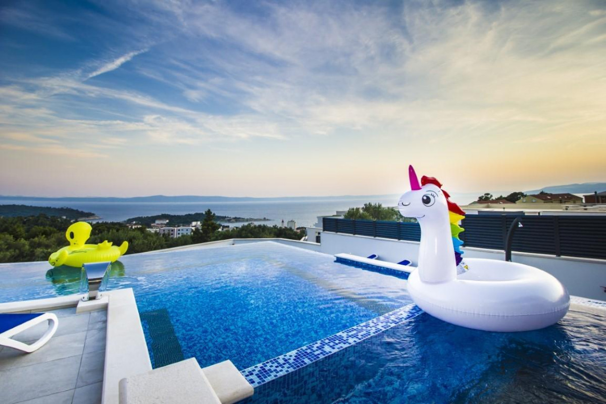 Villa Lacus
