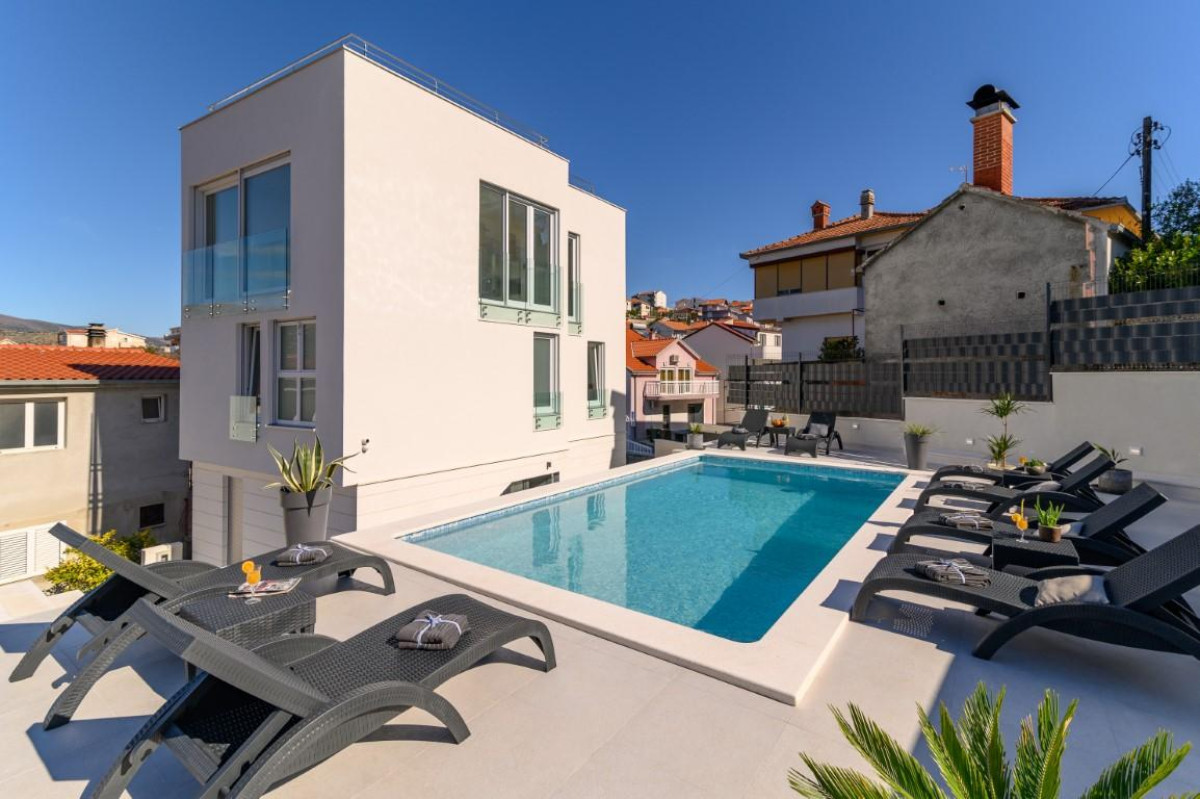 Villa Amazing View