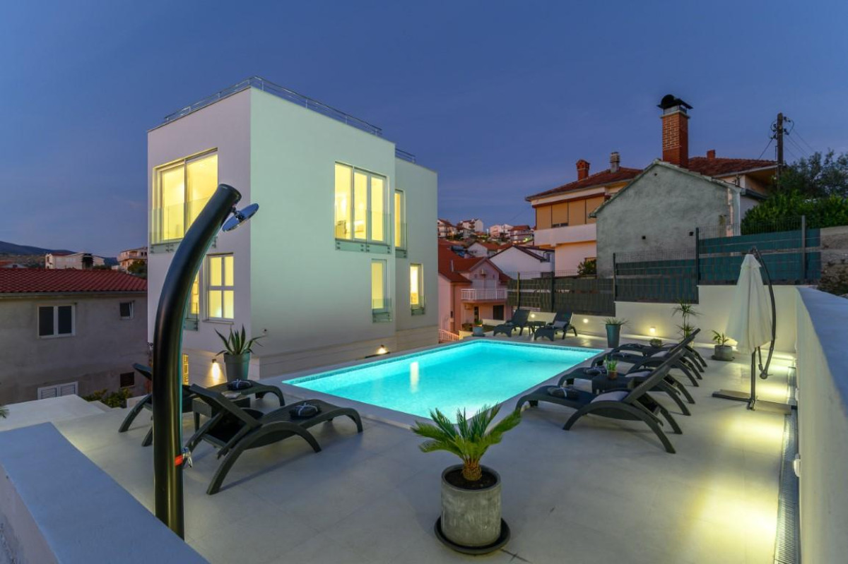 Villa Amazing View