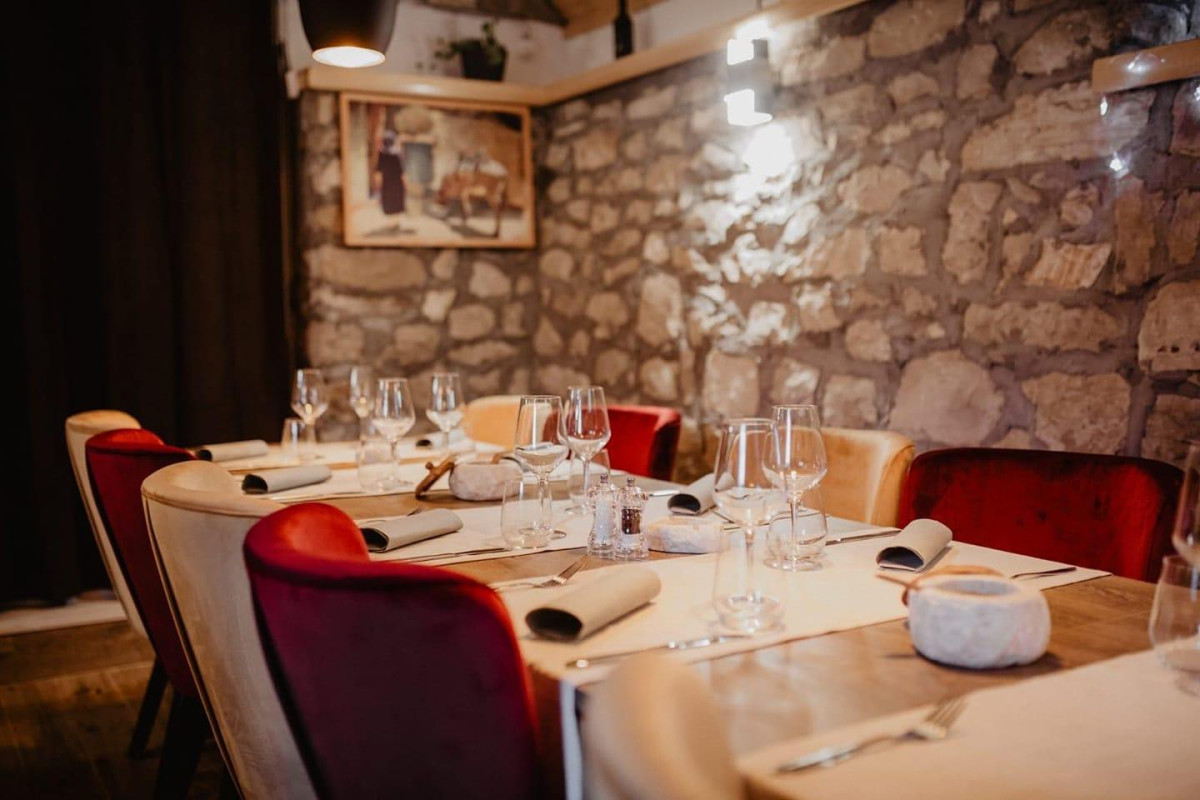 Tenuta della famiglia Sučić: rivitalizzare lo stile di vita rurale attraverso la gastronomia tradizionale