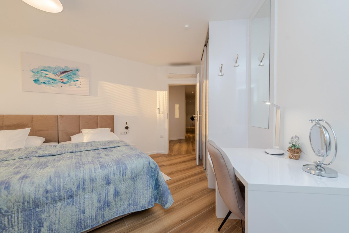 Villa White Diamond