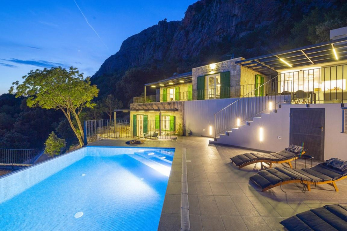 Villa 2M