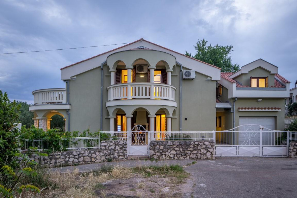 Villa Lusi