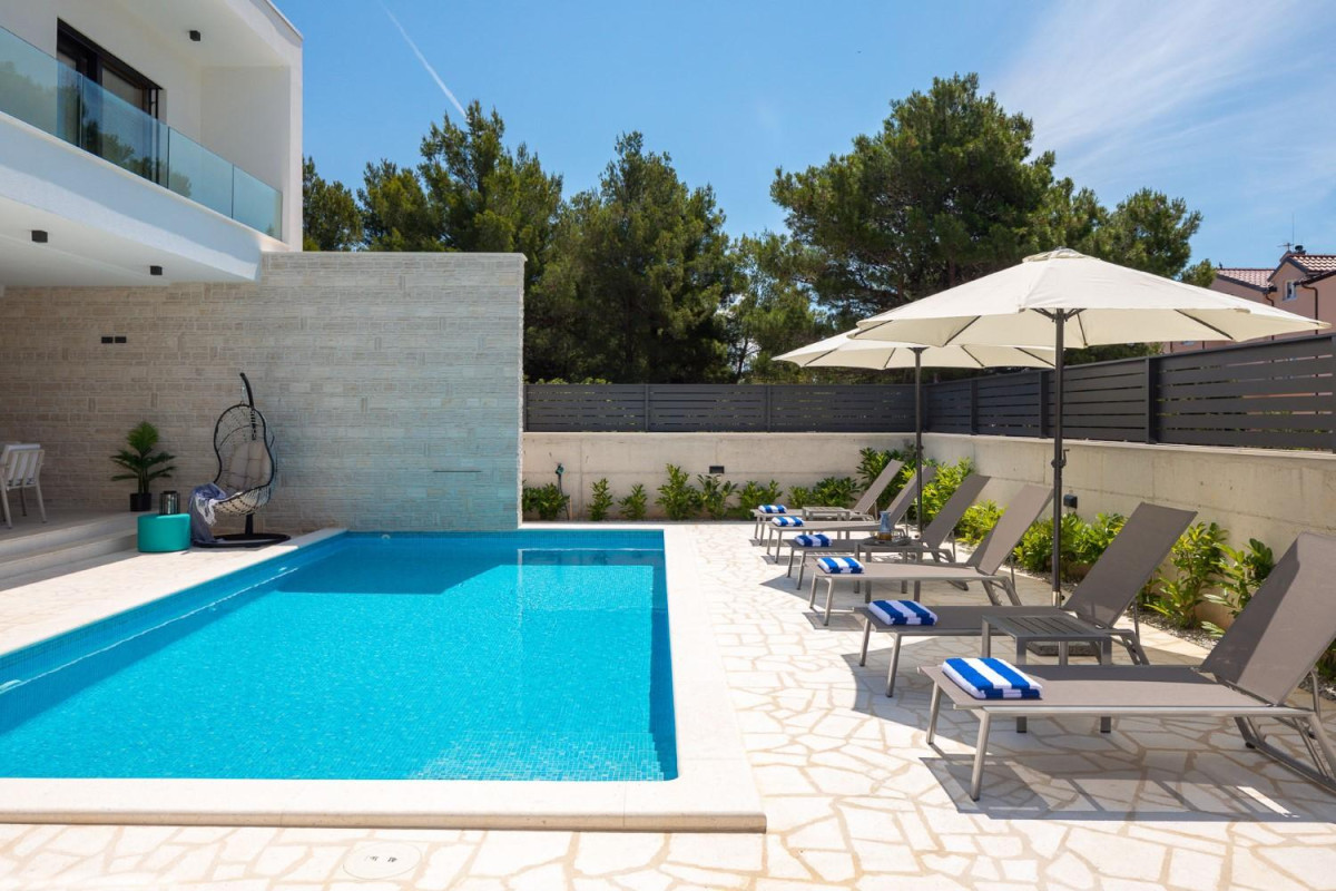 Villa DM