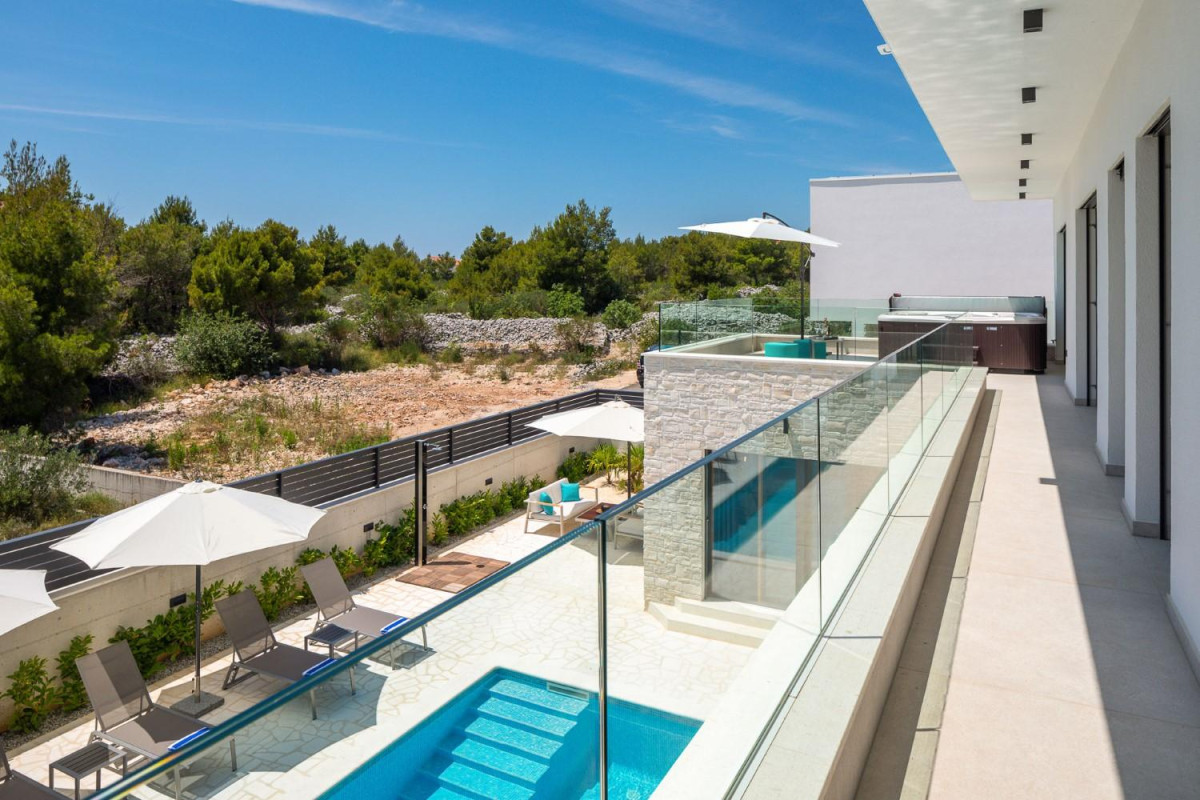 Villa DM