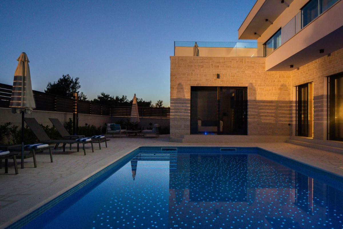 Villa DM