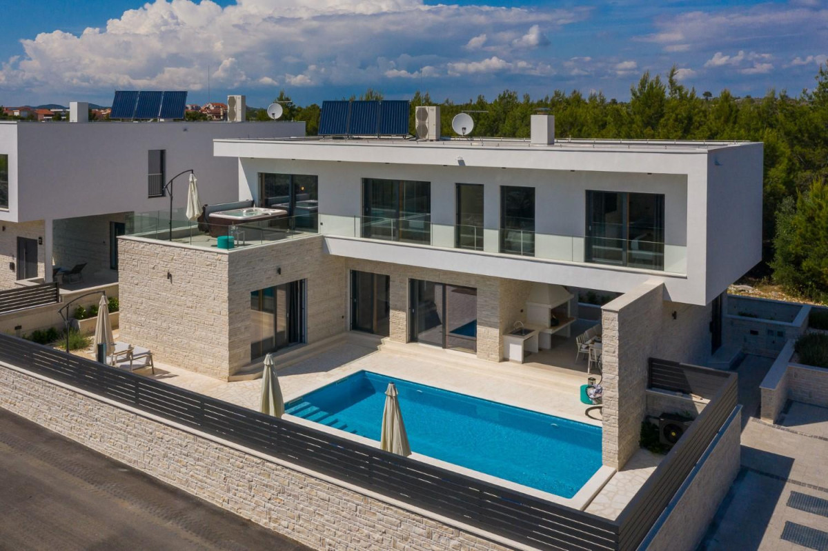 Villa DM