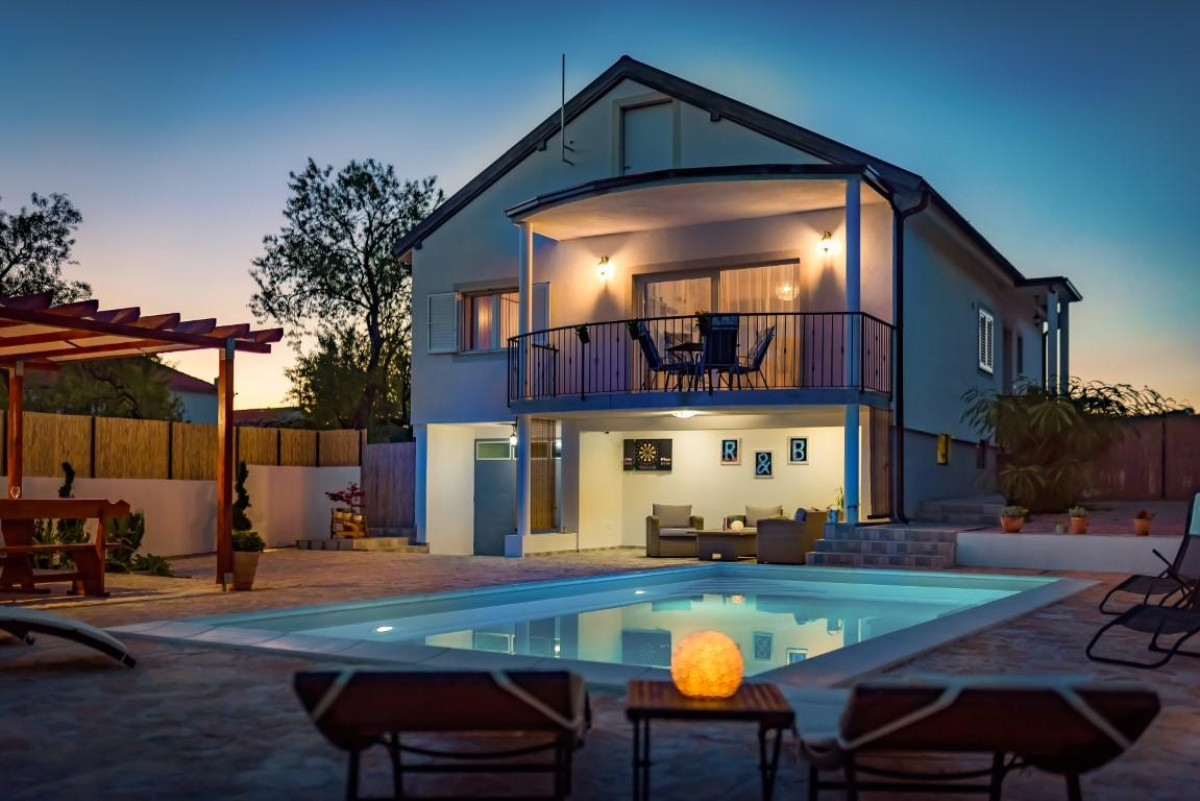 Villa R&B