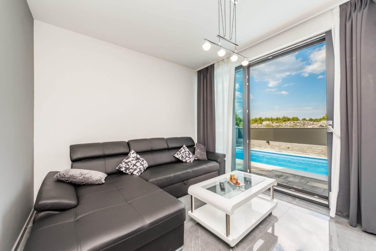 Villa Sandy Bay