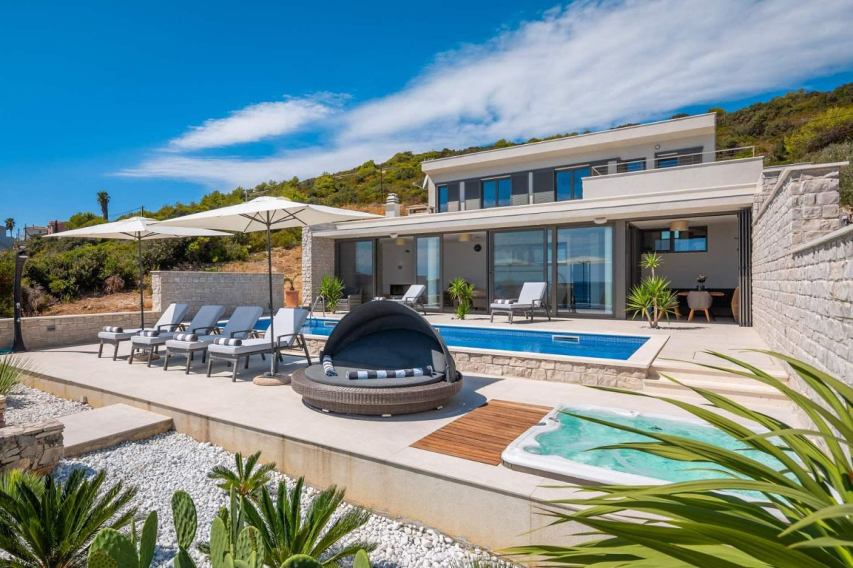 Villa Carisma