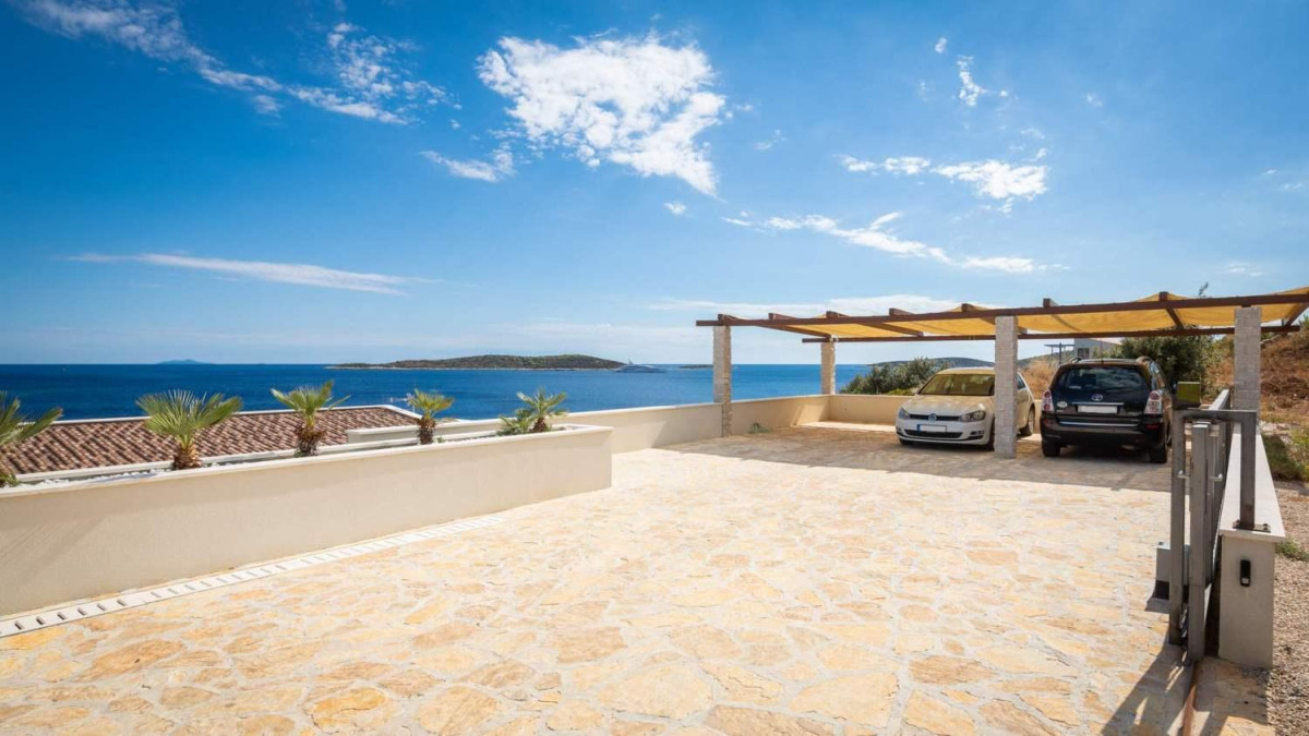 Villa Carisma