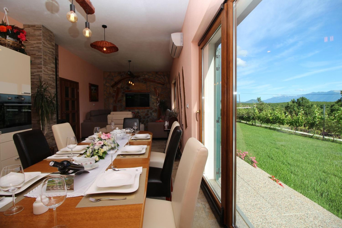 Villa Four Seasons