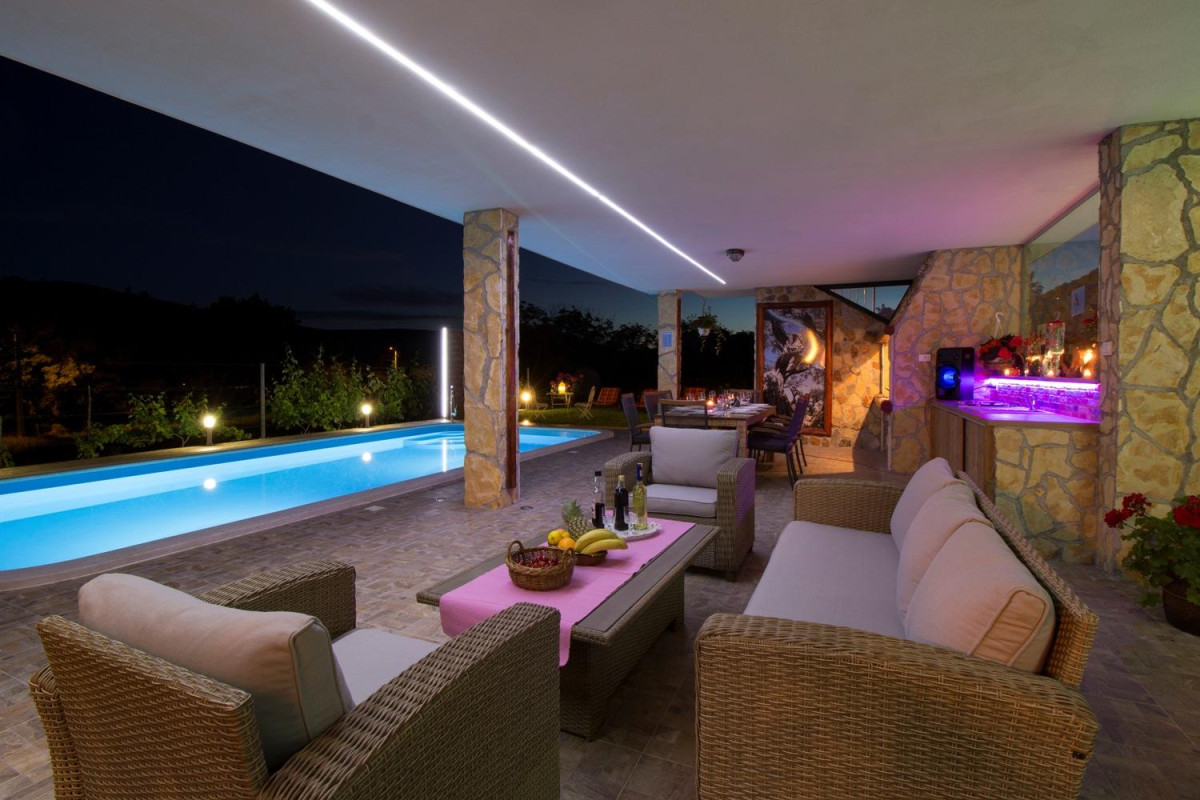 Villa Four Seasons