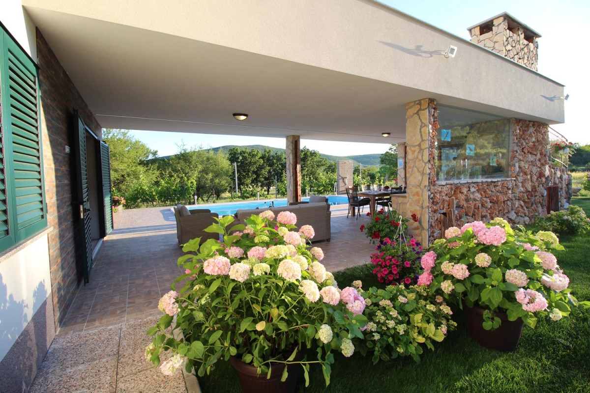 Villa Four Seasons