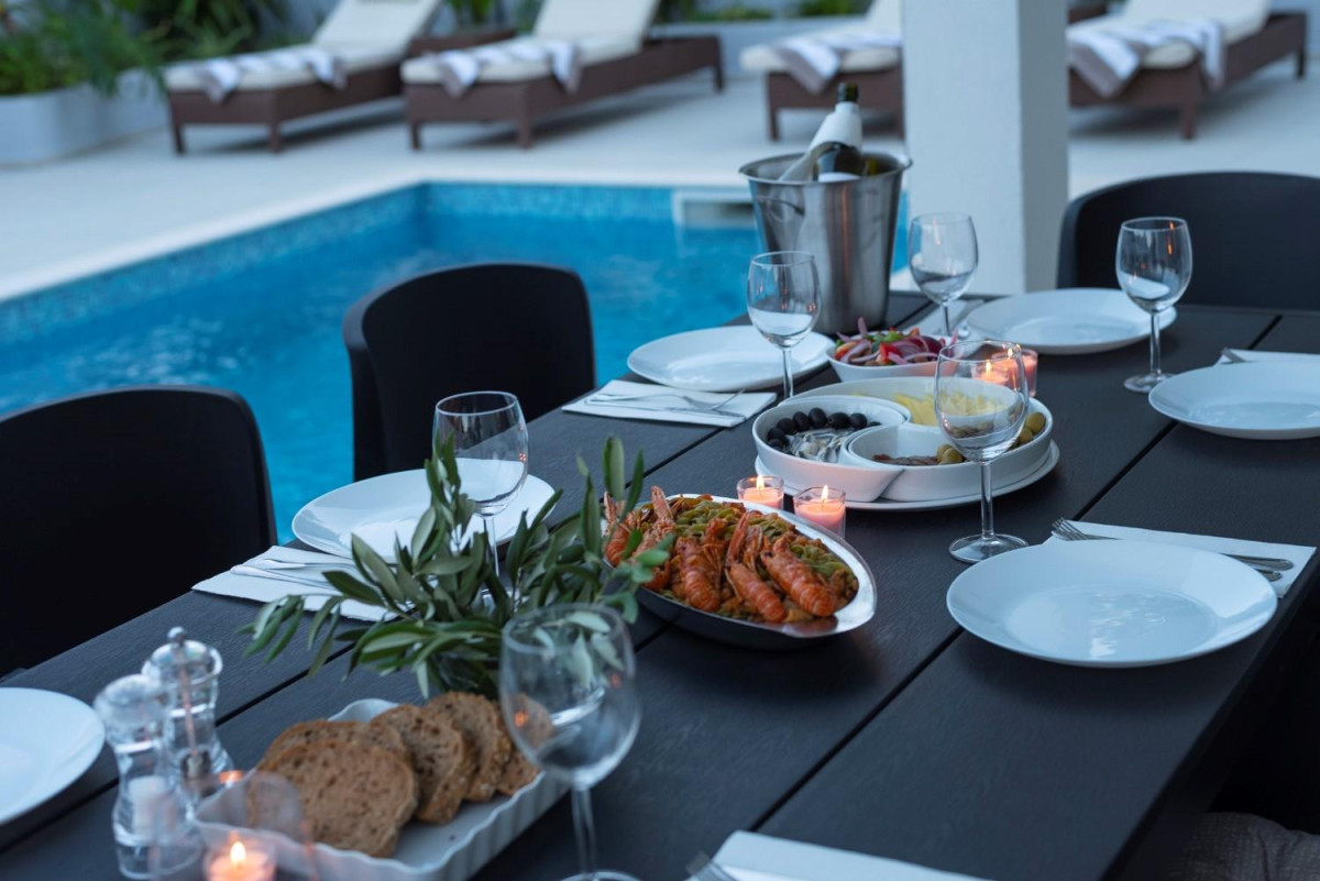 Villa Lana Holiday Home