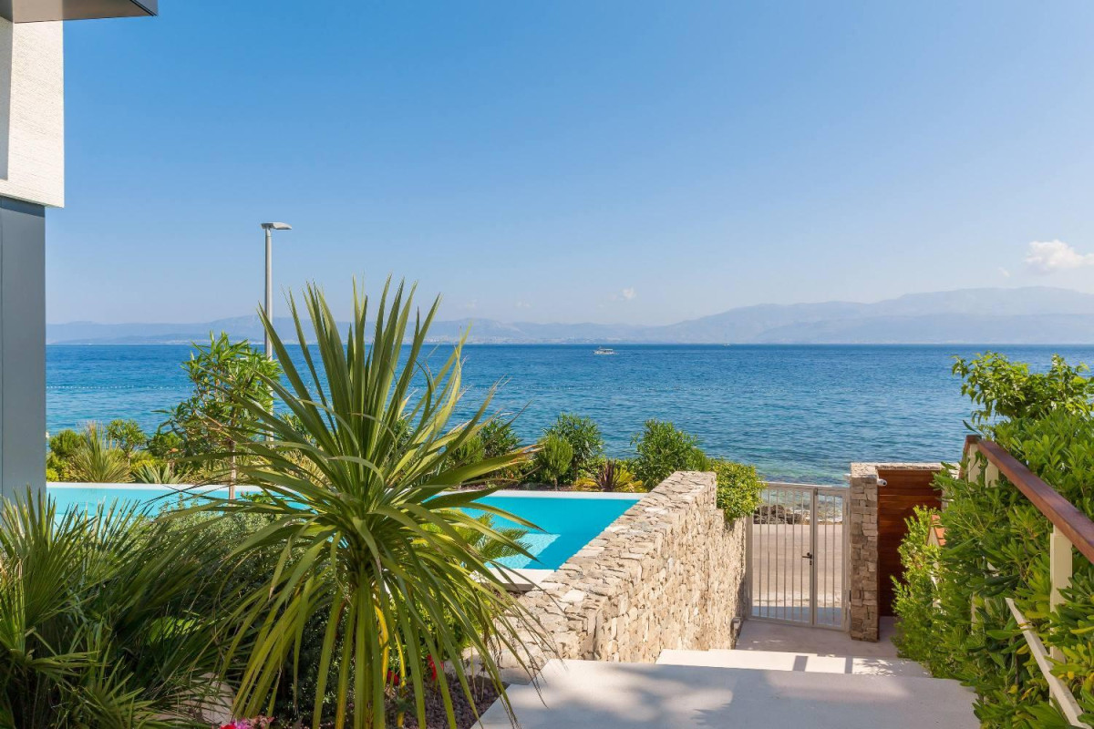 Villa Happiness