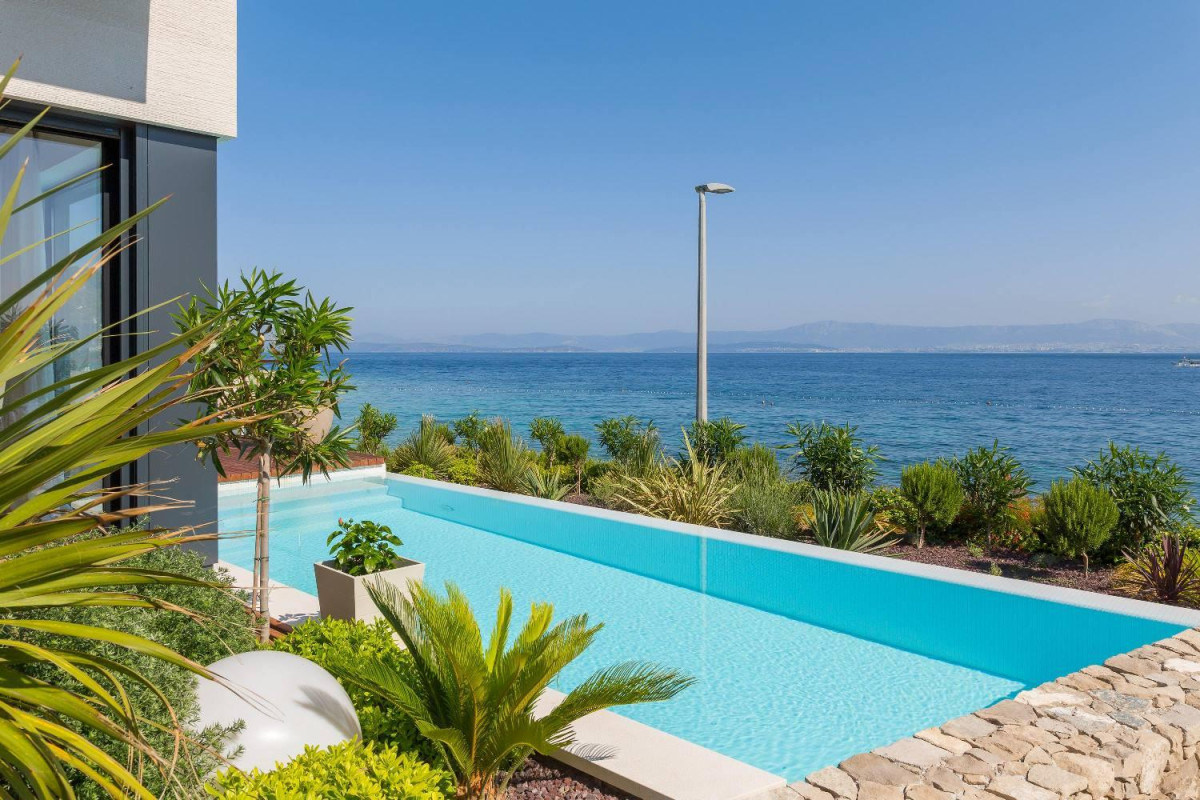 Villa Happiness