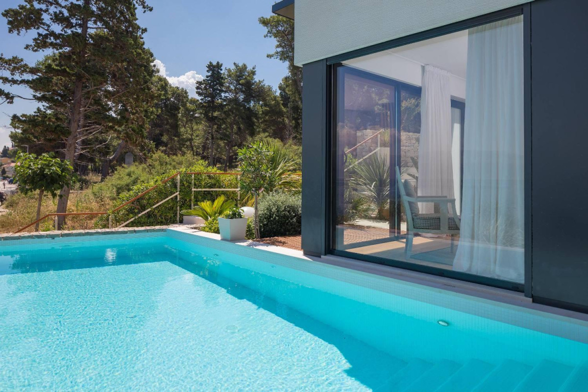 Villa Happiness