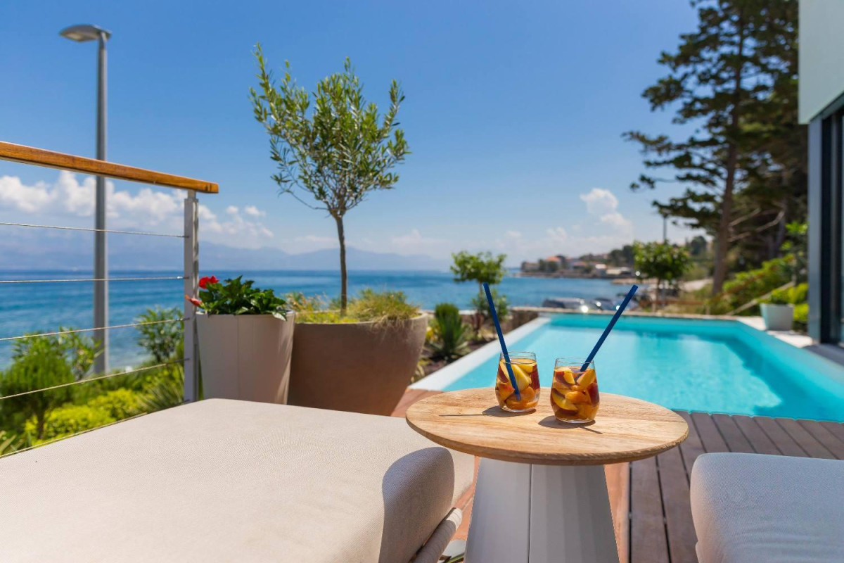 Villa Happiness