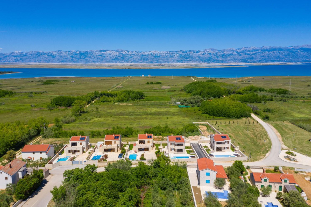 Villa Lily