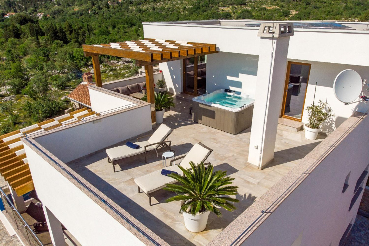 Villa Grandioza