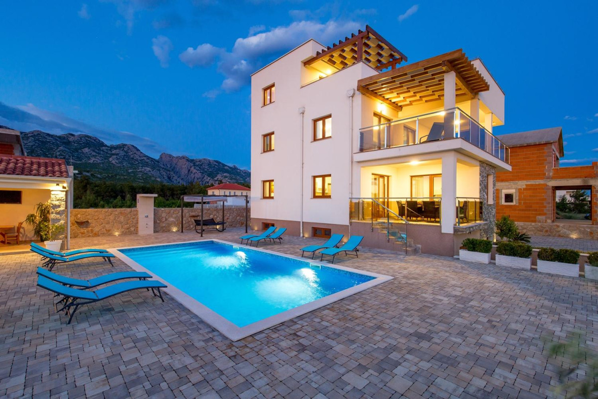 Villa Grandioza
