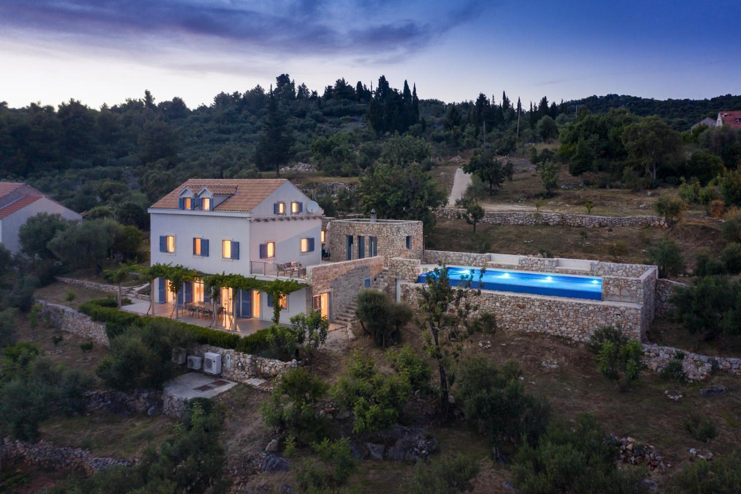 Villa Ella