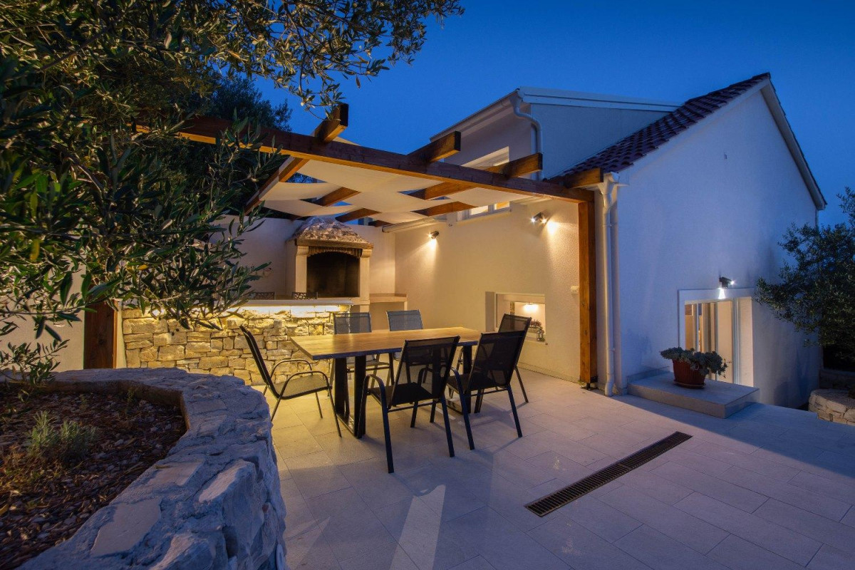 Villa Olive Tree