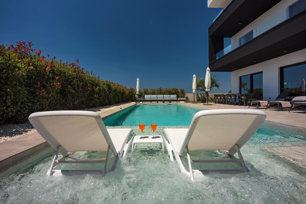 Villa Aquarius