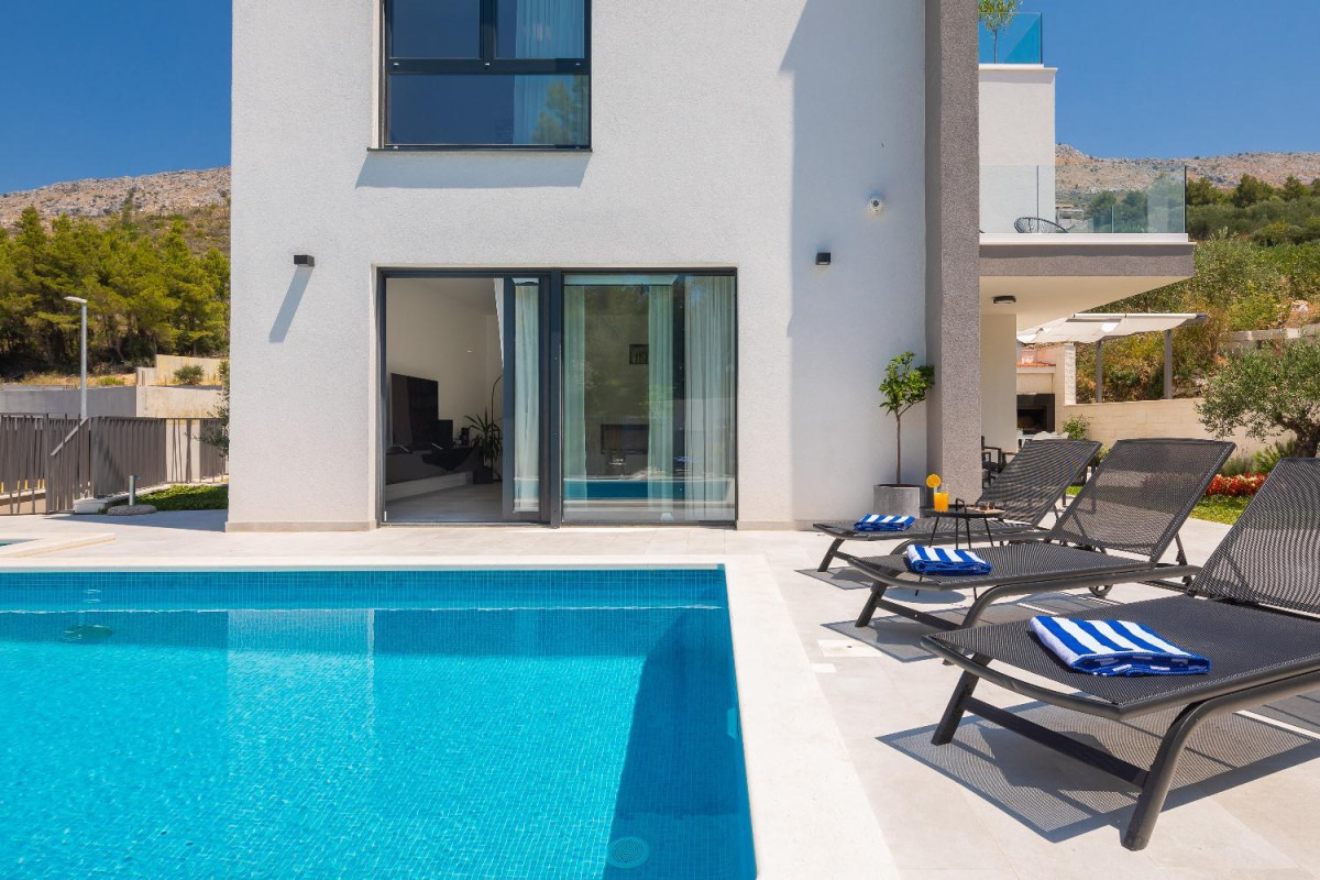 Villa 9