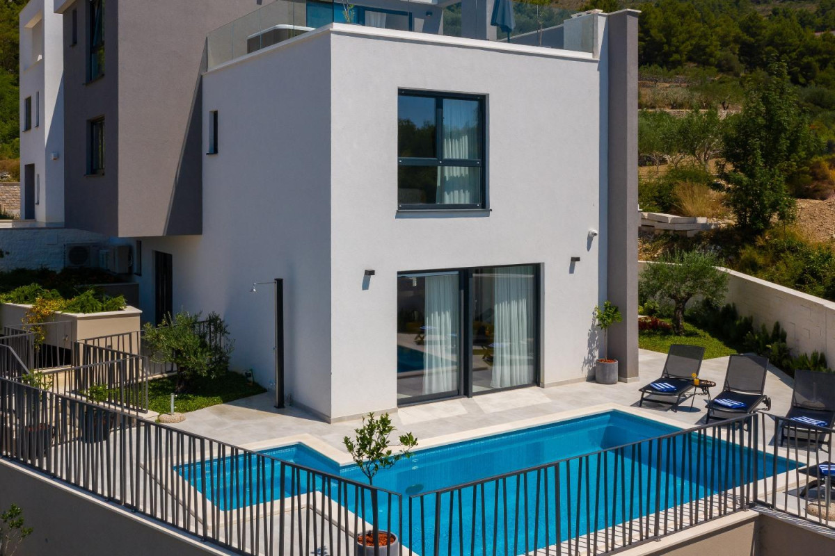 Villa 9