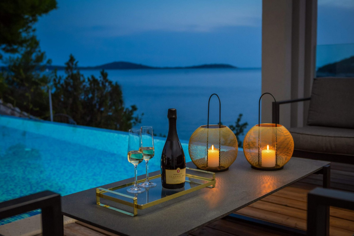 Villa Extravaganza