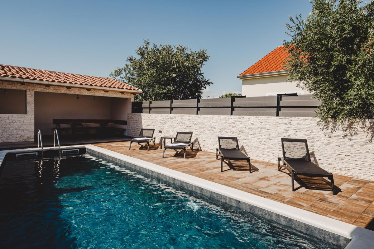Villa Nola
