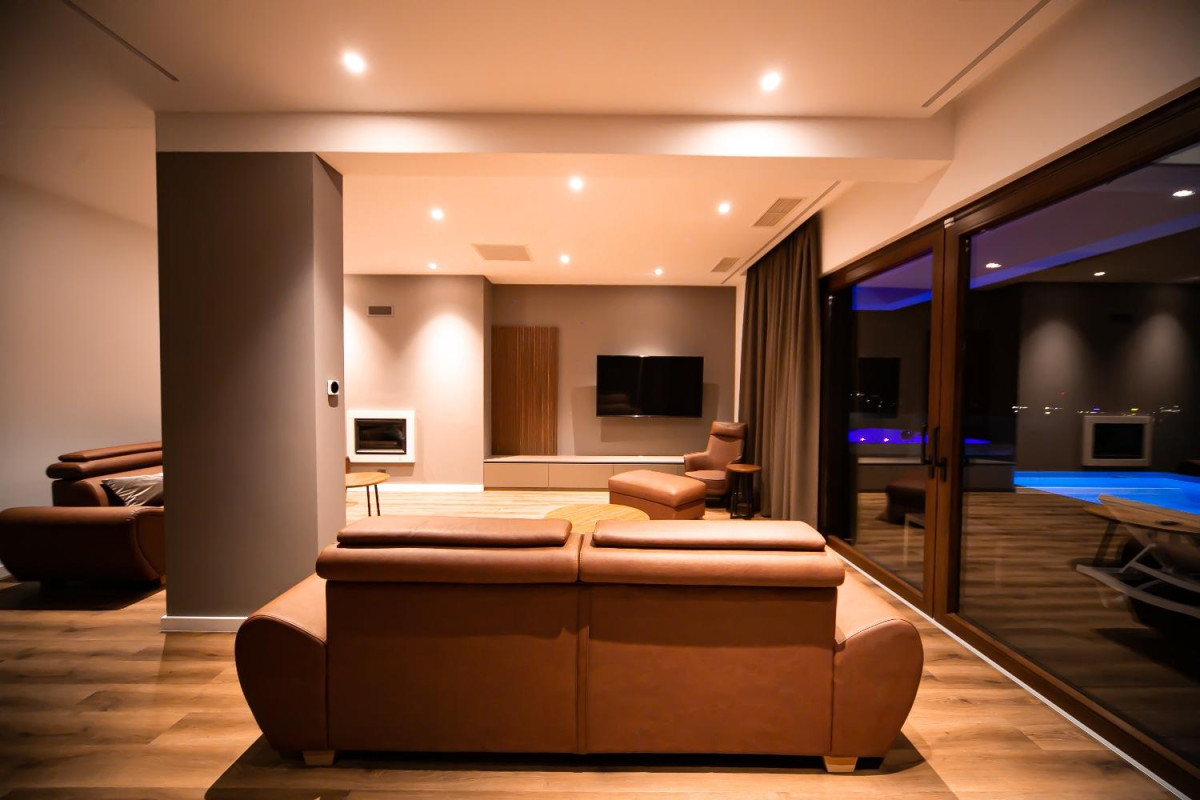 Villa Estate