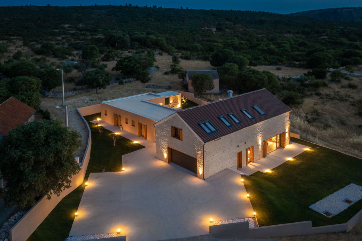 Villa Sound of Silence