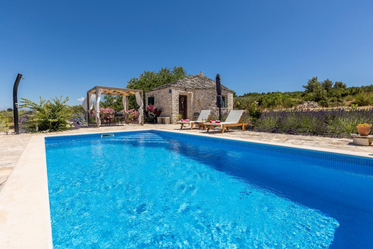 Villa Magical Island