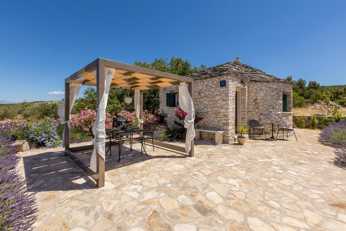 Villa Magical Island