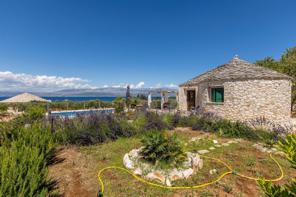 Villa Magical Island