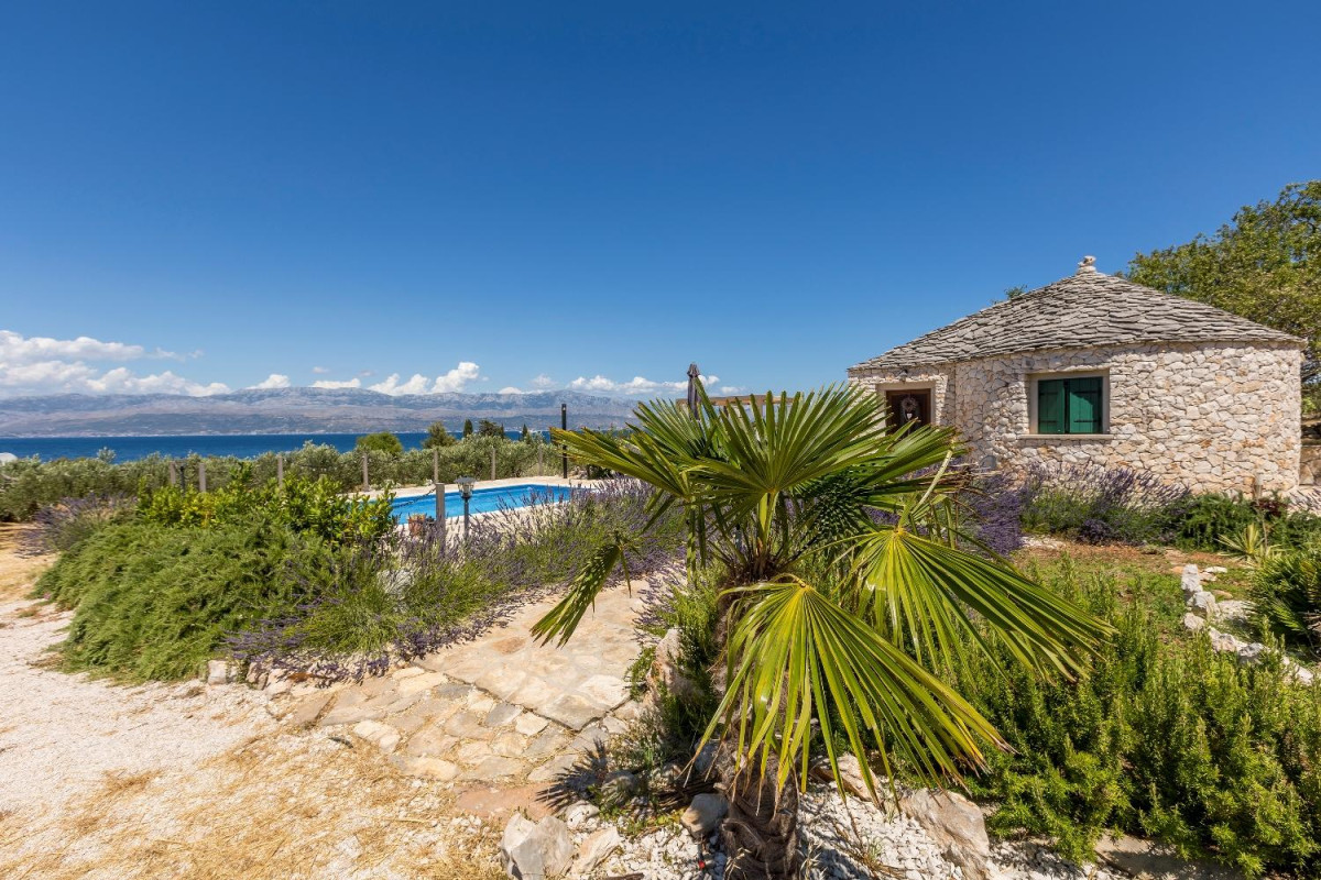 Villa Magical Island
