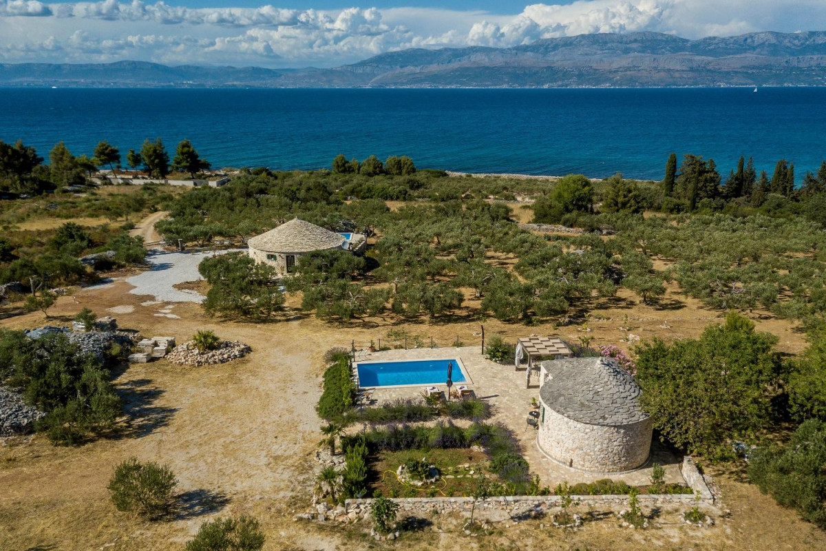 Villa Magical Island