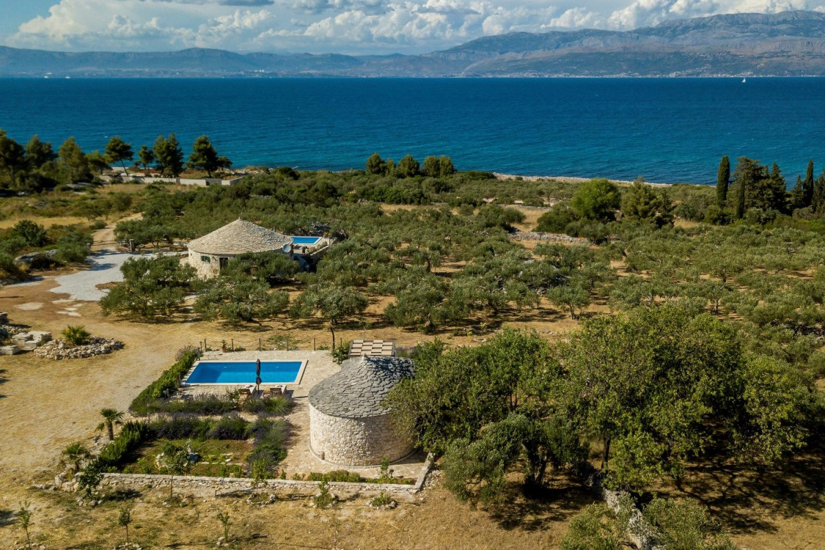Villa Magical Island