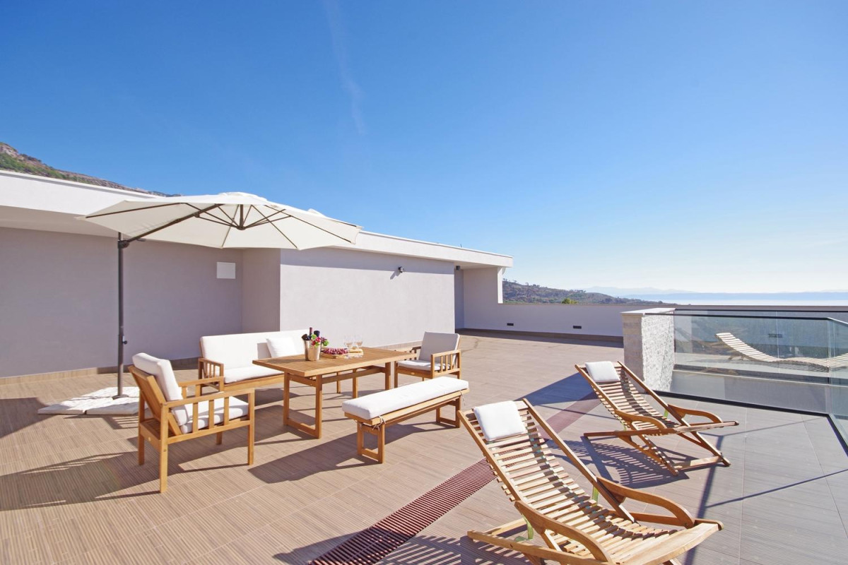 Villa Olive Hill