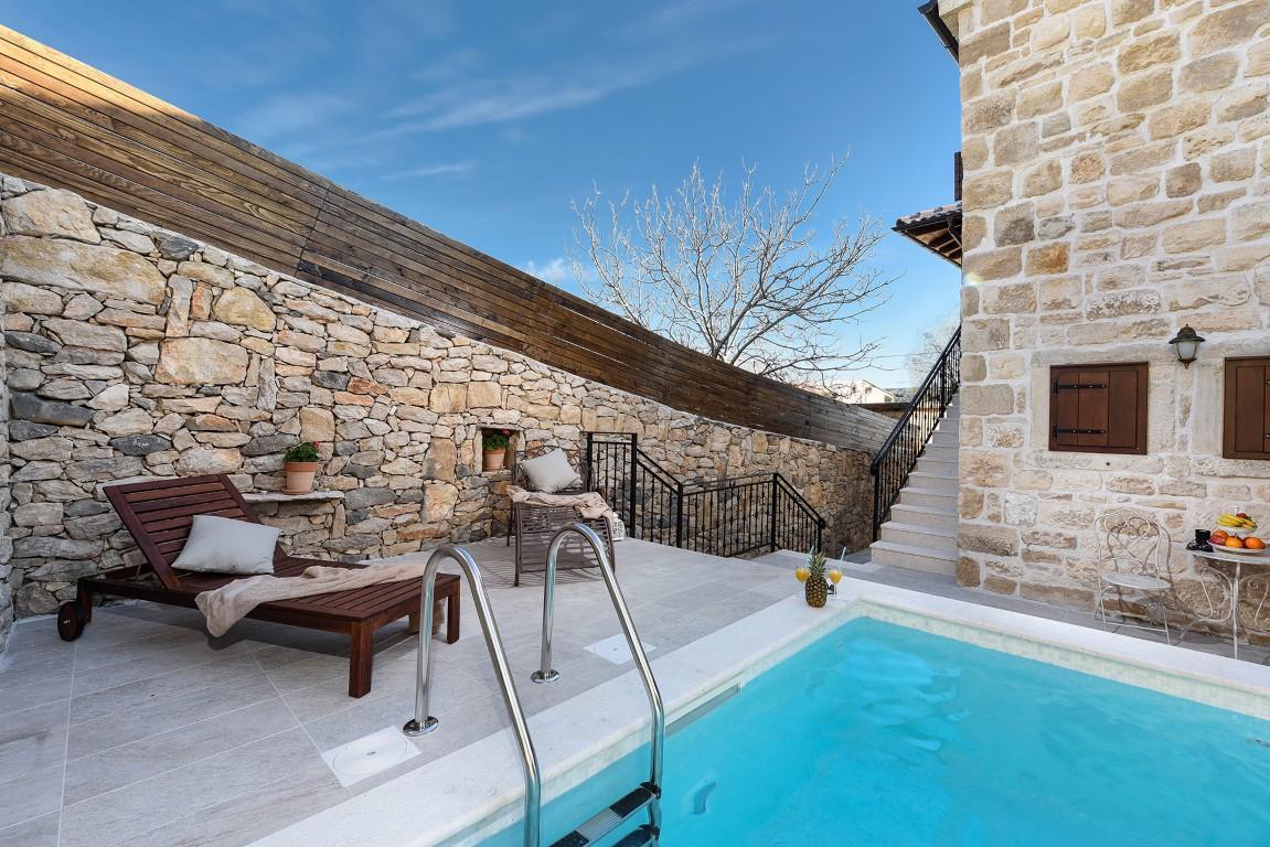 Top 10 Seaside Villas in Dalmatia