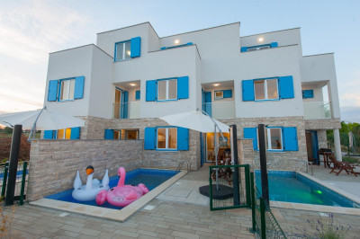 Villa Dahlia