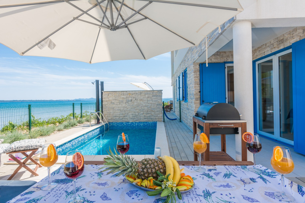 Villa Iris