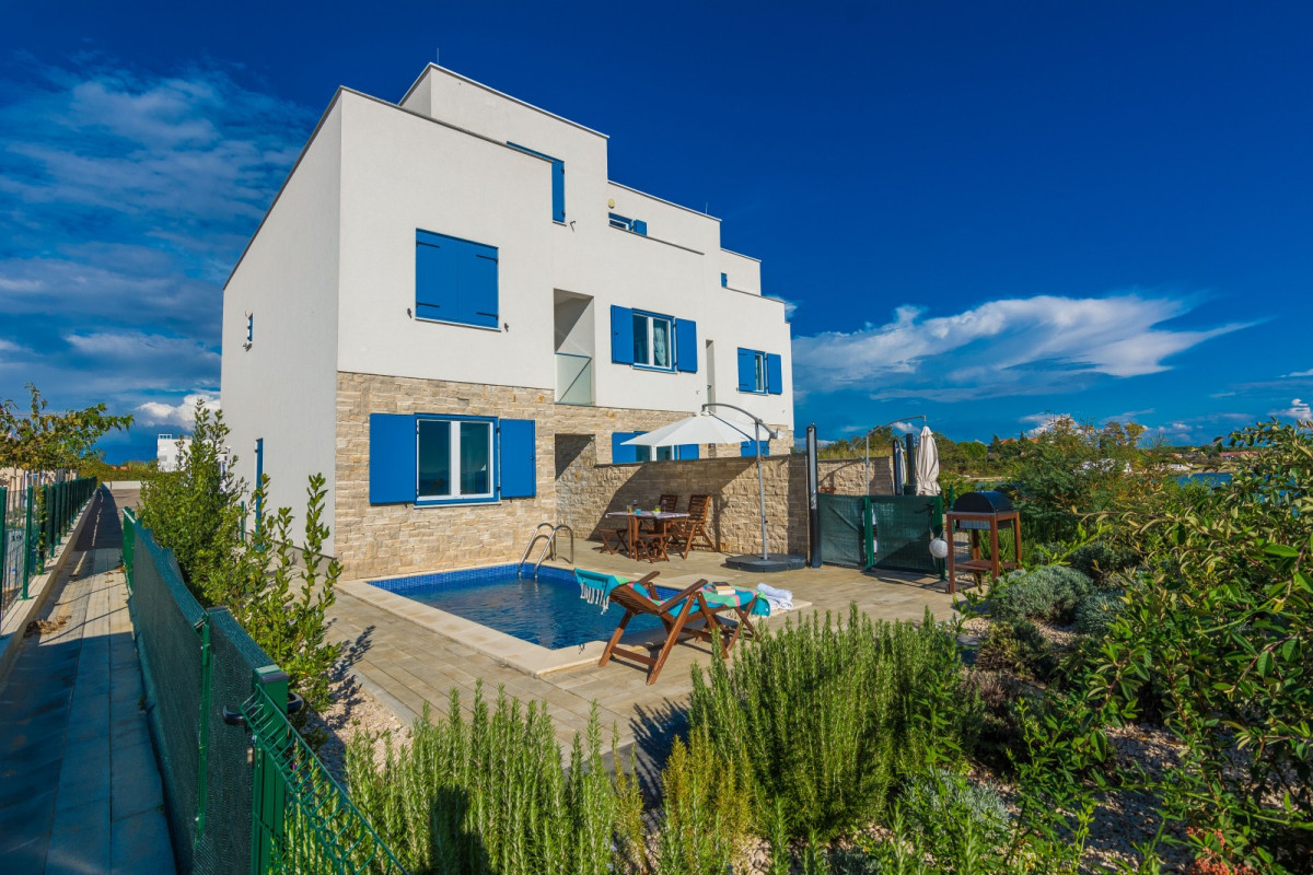 Villa Melon