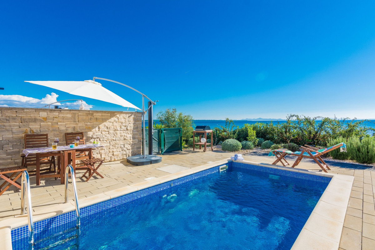 Villa Melon