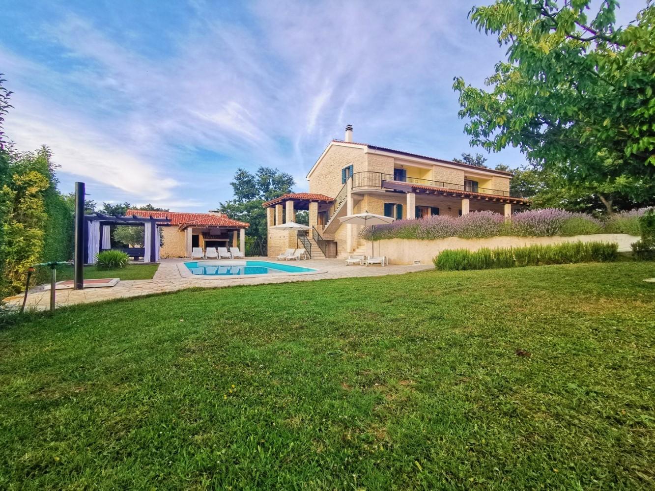 Villa Paradiso