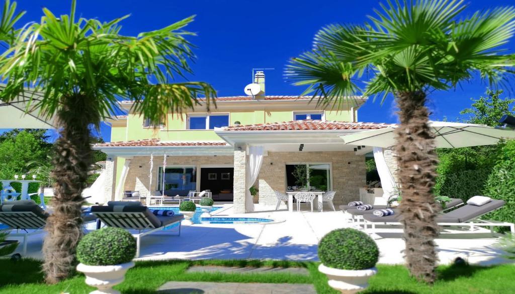 Villa Santo